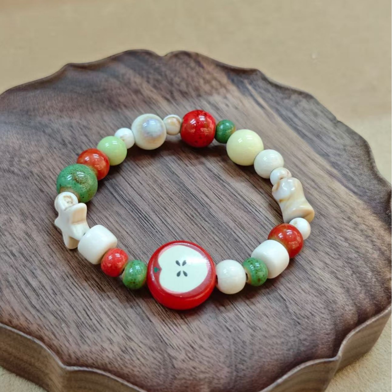 レトロ模造アップルセラミックビーズブレスレットかわいいカラー - Ceramic Link Bracelet のレビューと価格